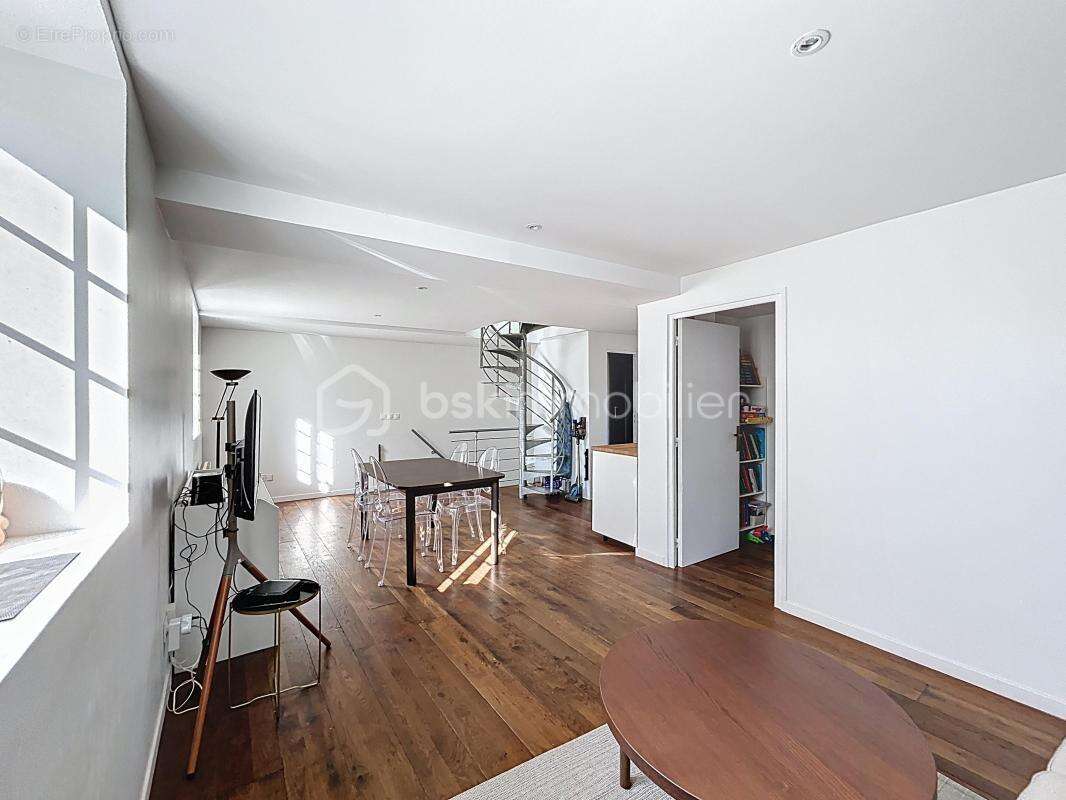 Maison à CORBEIL-ESSONNES