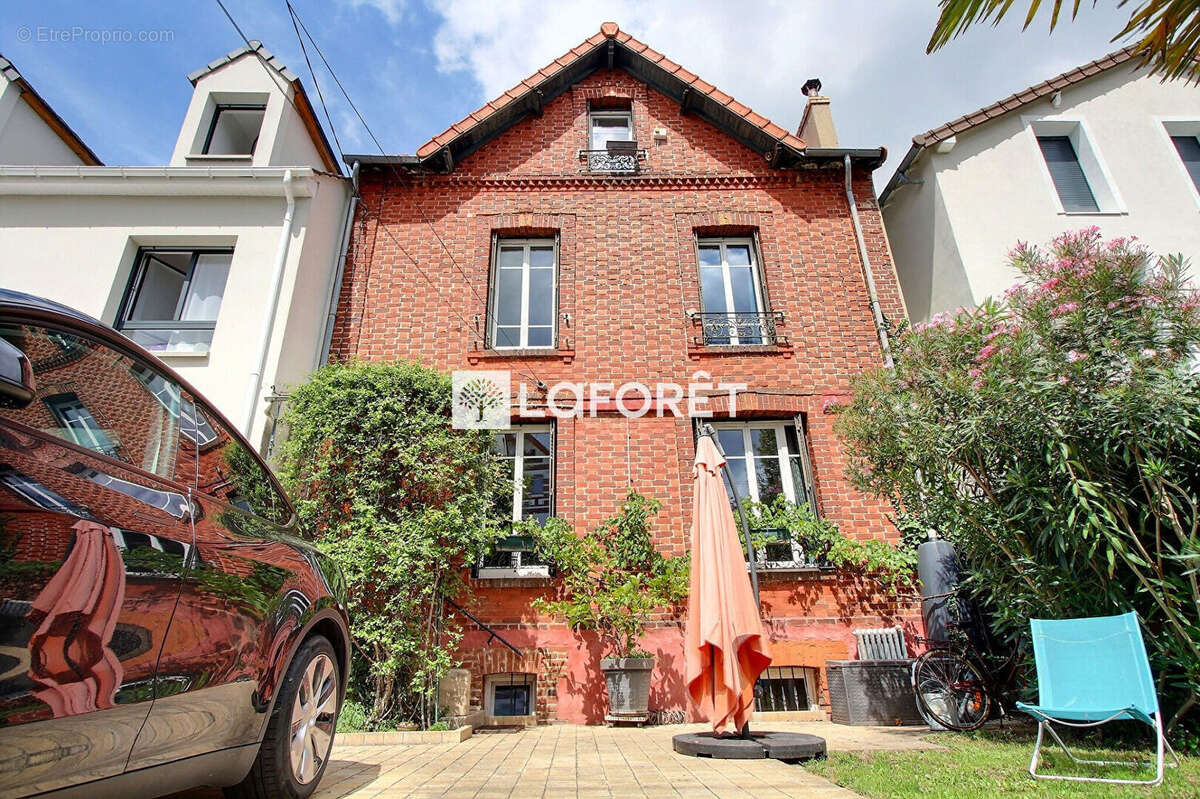 Maison à COLOMBES