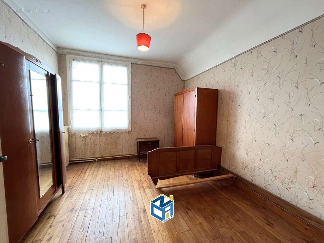 Maison à MARCILLY-SUR-VIENNE