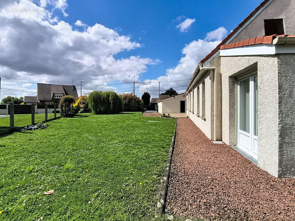 Maison à OISY