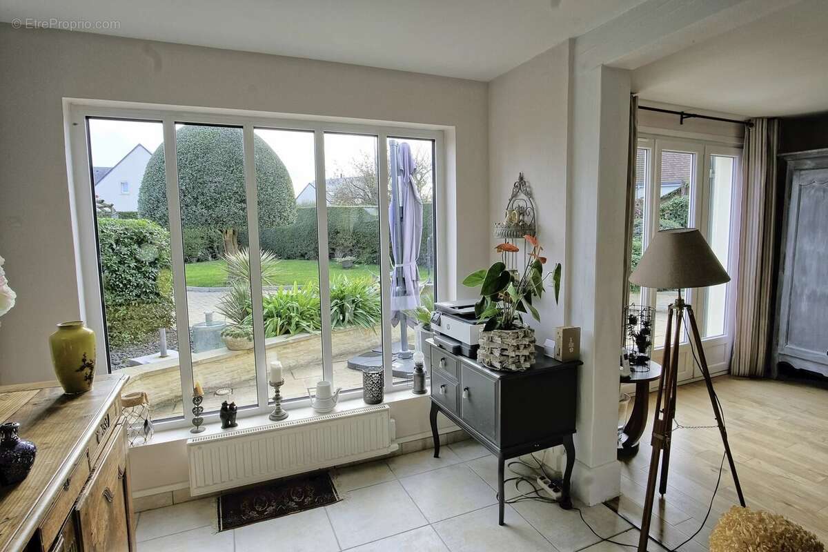 COURSEULLES SUR MER - Maison de 130m² avec vie de plain-pied - photo 6