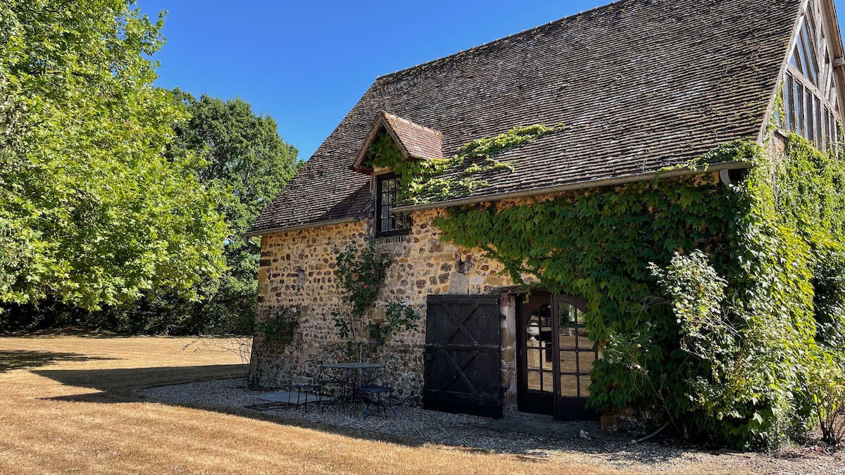 Domaine d'exception avec propriete de caractere - photo 18