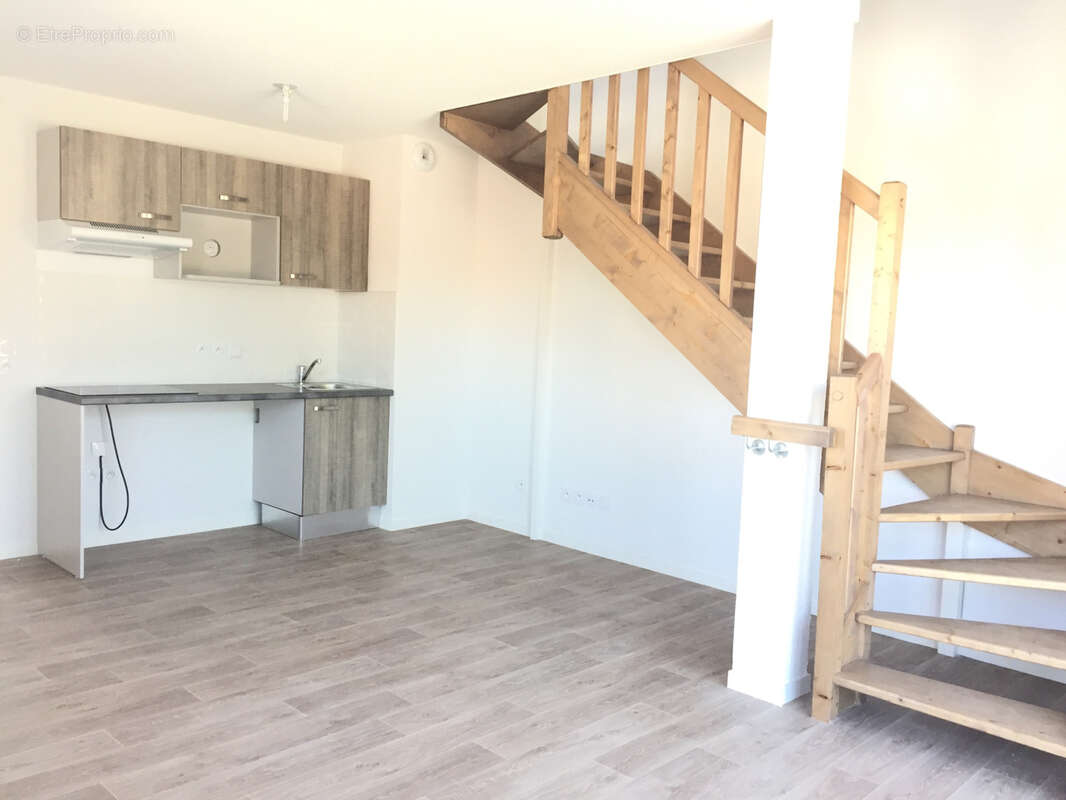 Appartement à VILLENAVE-D'ORNON