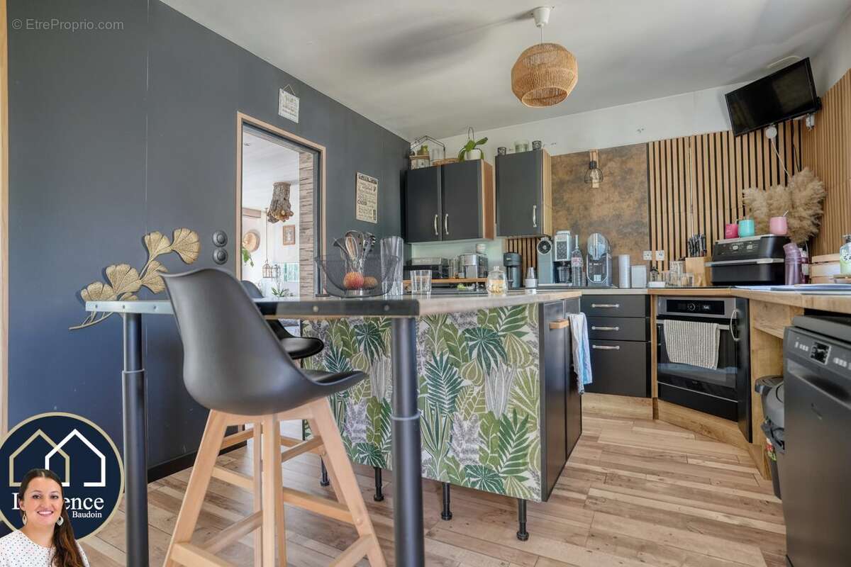 Maison 102 m² à Nogent-Le-Roi  - photo 2