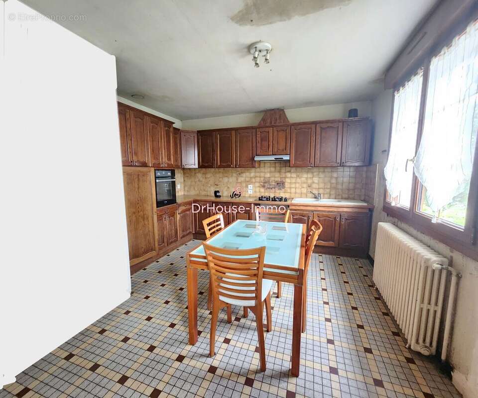 Maison 73 m² à Saint-Aubin-De-Locquenay  - photo 6