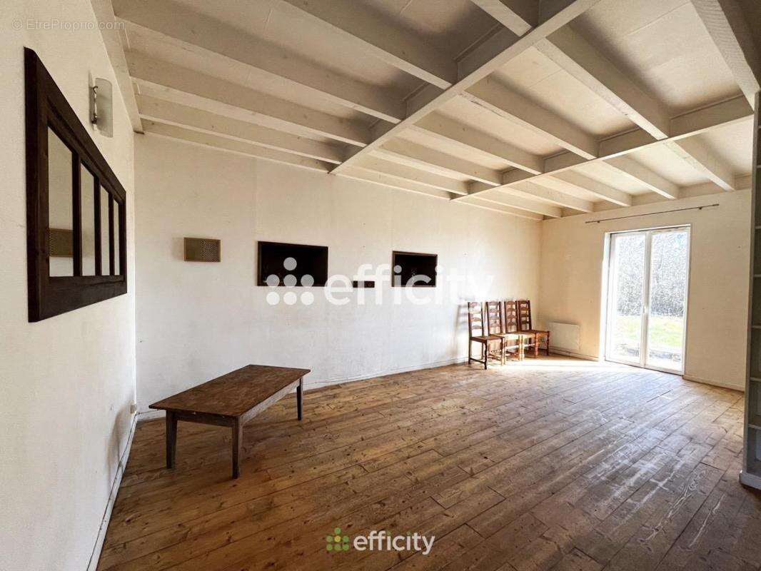 Maison à AUNAY-EN-BAZOIS