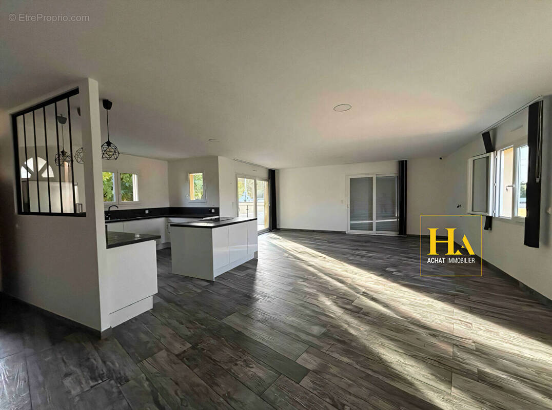 Maison à BOURG-DE-PEAGE