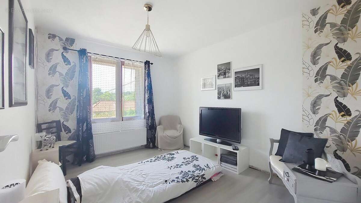 Photo 7 - Maison à LE PASSAGE