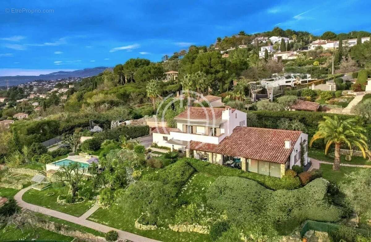 Maison à MOUGINS