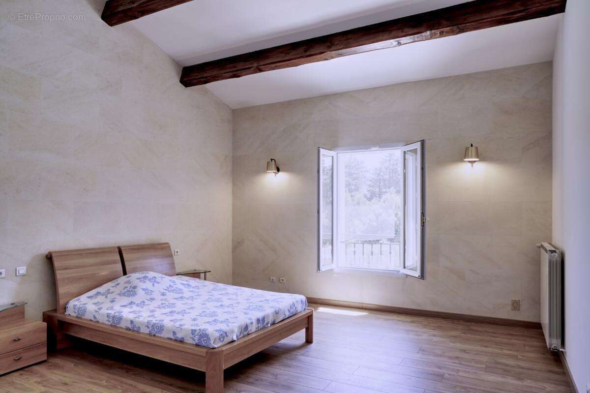 Maison à ROCHEFORT-DU-GARD