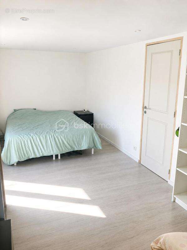 Maison rénovée 91 m² - 3 chambres - terrain 1689 m² - photo 11