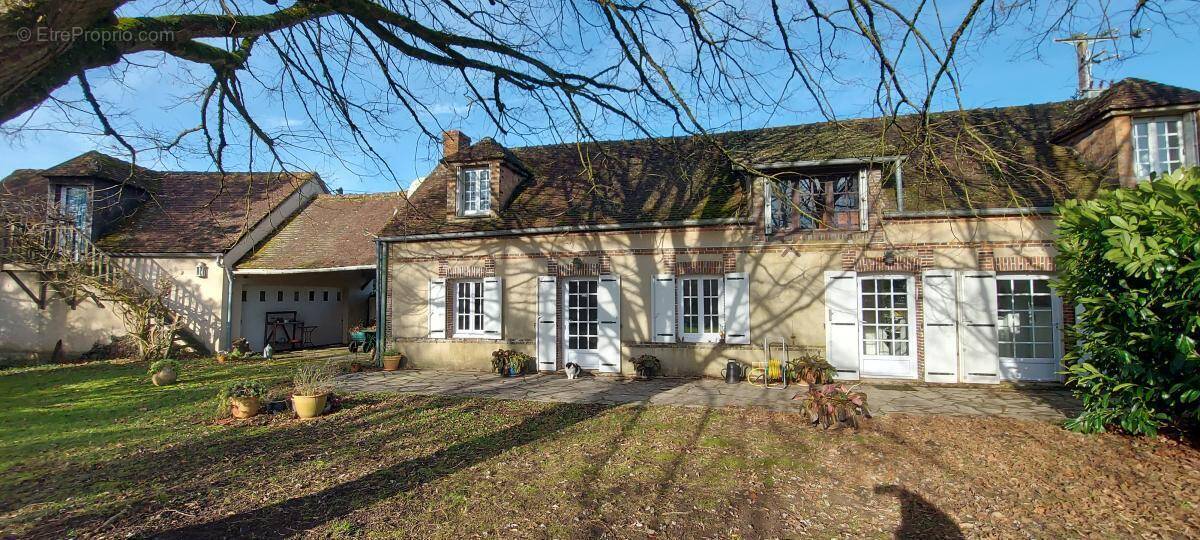 Maison à LA PUISAYE