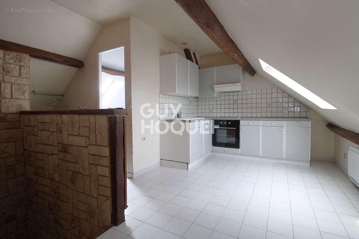 Appartement à COUBERT