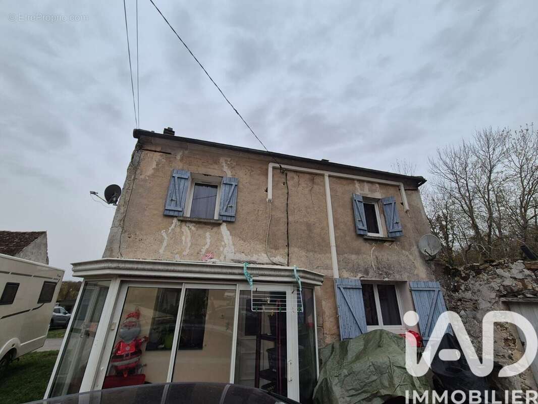 Photo 2 - Maison à LA FERTE-SOUS-JOUARRE