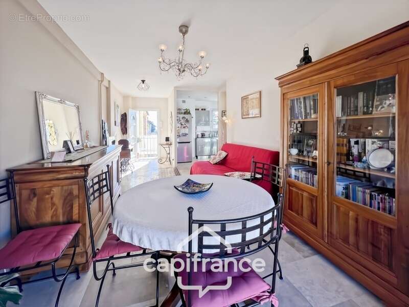 Appartement à HYERES