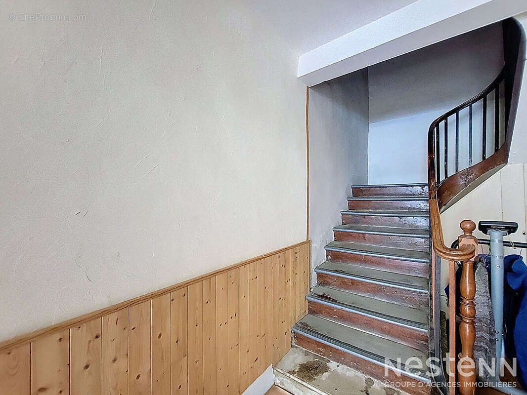 Maison à VALENCE-SUR-BAISE