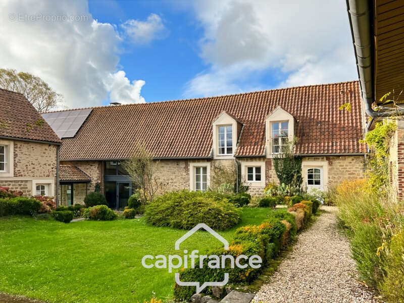 Maison à SAINT-LEONARD