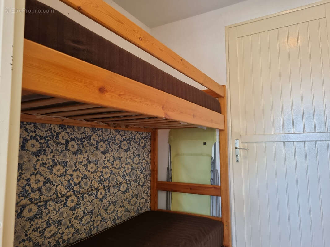 A vendre - gruissan - charmant studio coin cabine - 4 couchages - piscine - belle vue - photo 17