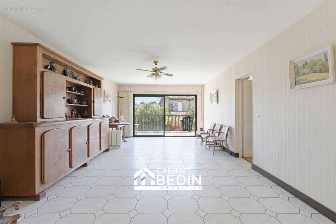 Maison 270 m² à Talence  - photo 4