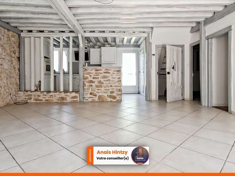 Maison à vendre 3 pièces EPINEUIL LE FLEURIEL (18) - photo 2