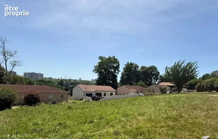Terrain à LIMOGES