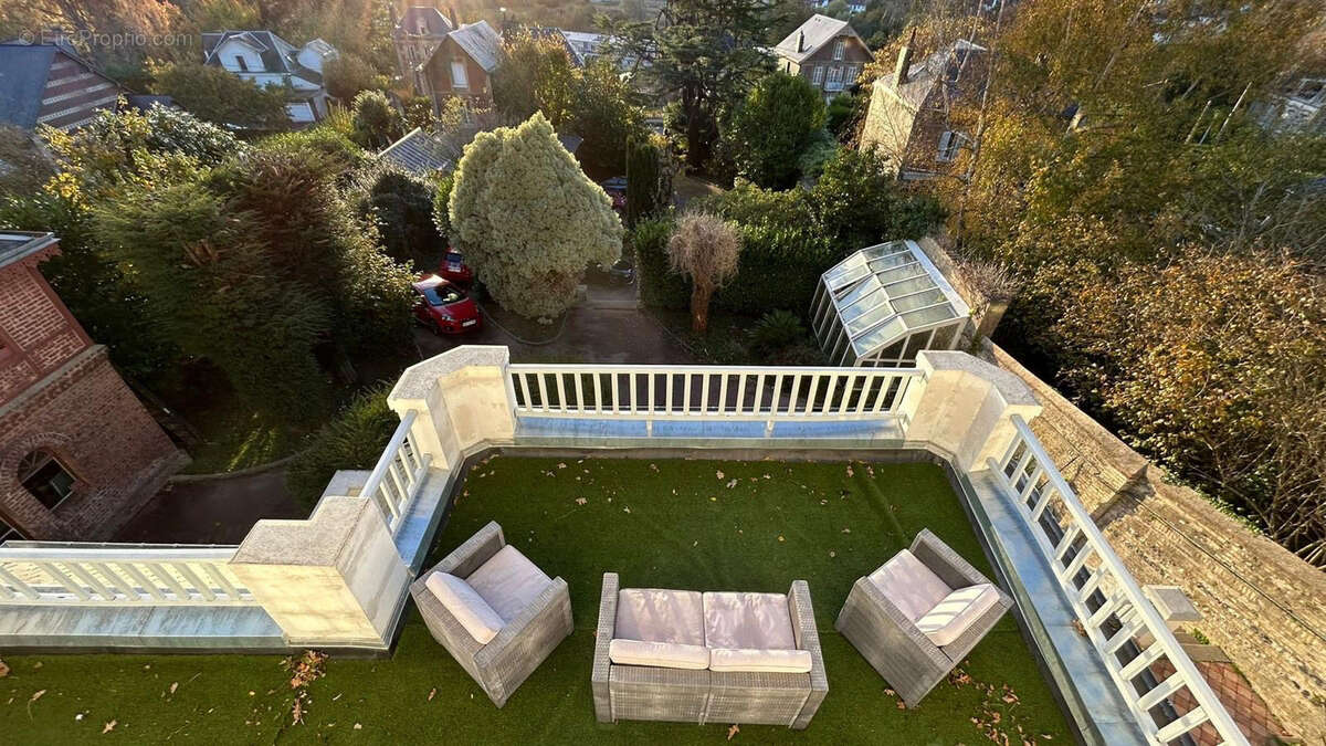 Maison à MONTIVILLIERS