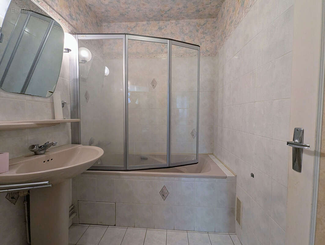 Appartement à JOUY-EN-JOSAS