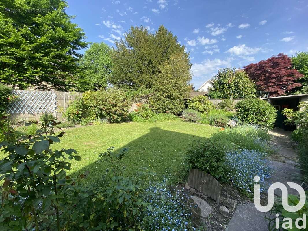 Photo 2 - Maison à OZOIR-LA-FERRIERE