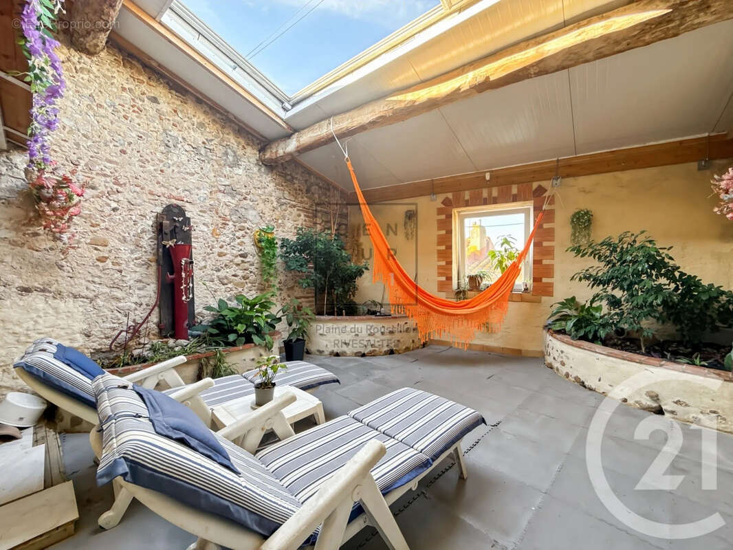 Maison à PEYRESTORTES