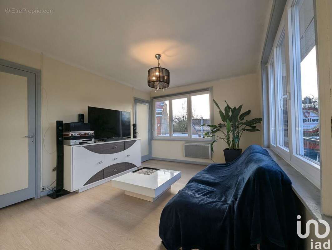 Photo 3 - Commerce à LOOS