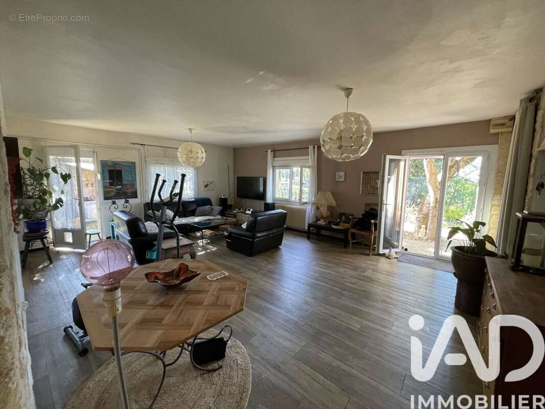 Photo 8 - Maison à NIMES