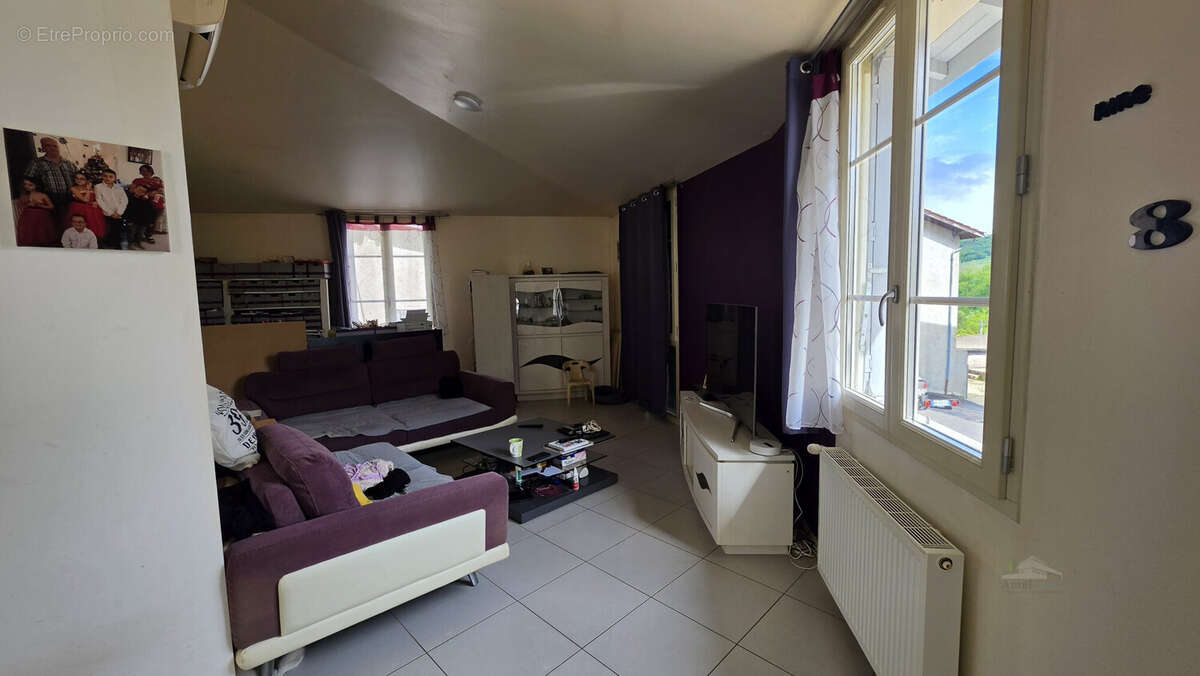 Maison à ANNEYRON