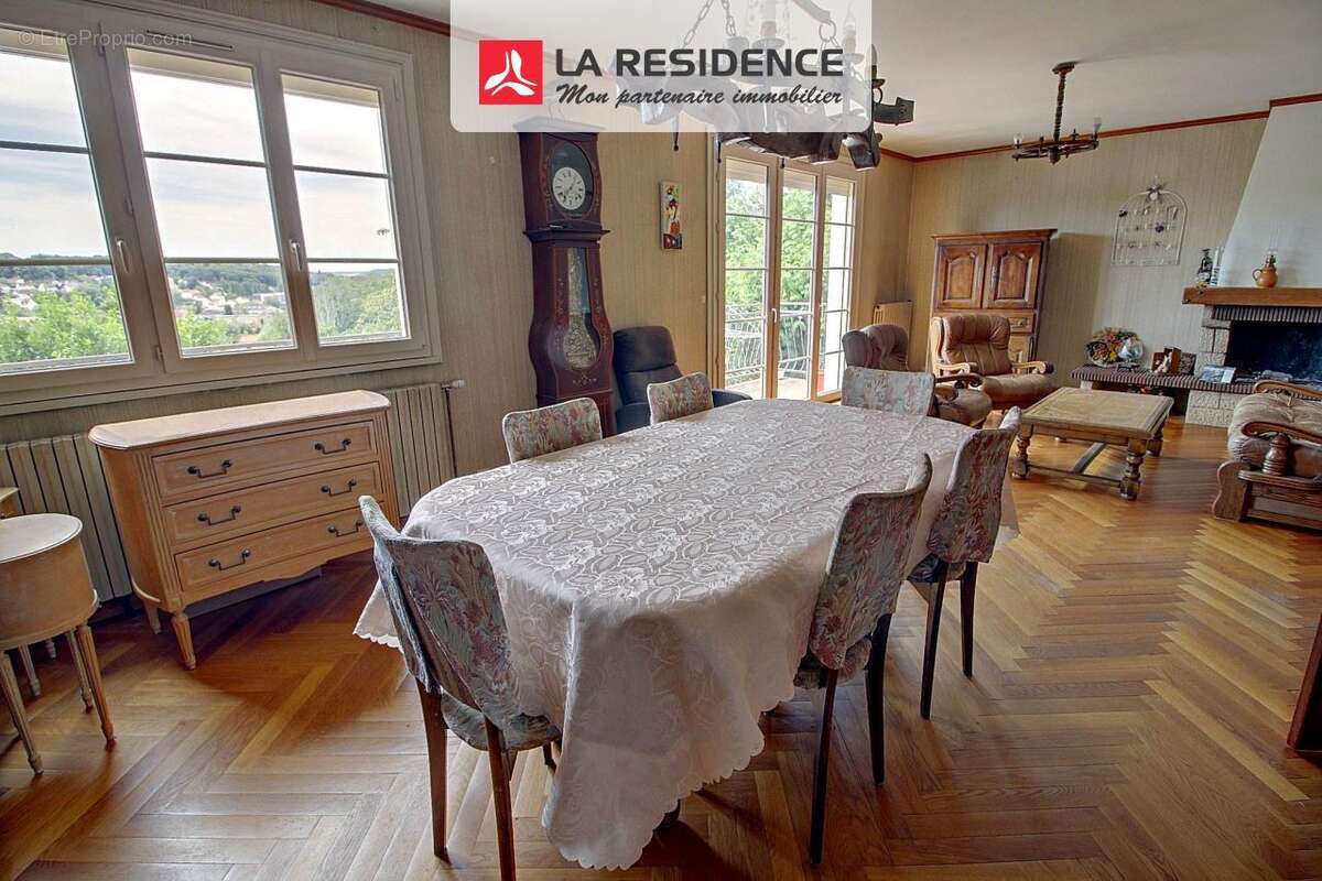 Maison 166 m² à Meulan  - photo 2