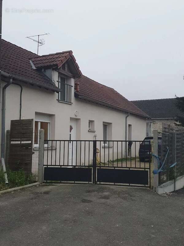 Maison à LAILLY-EN-VAL