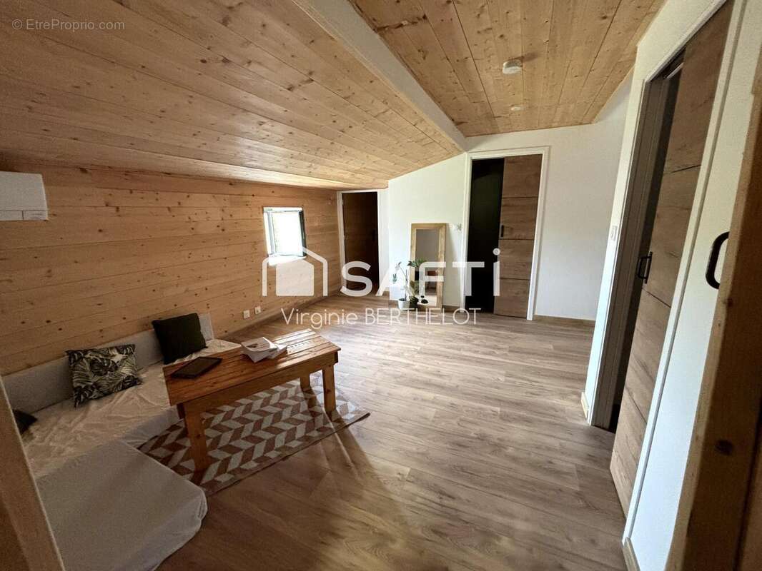 Maison 160 m² à Aiffres  - photo 9