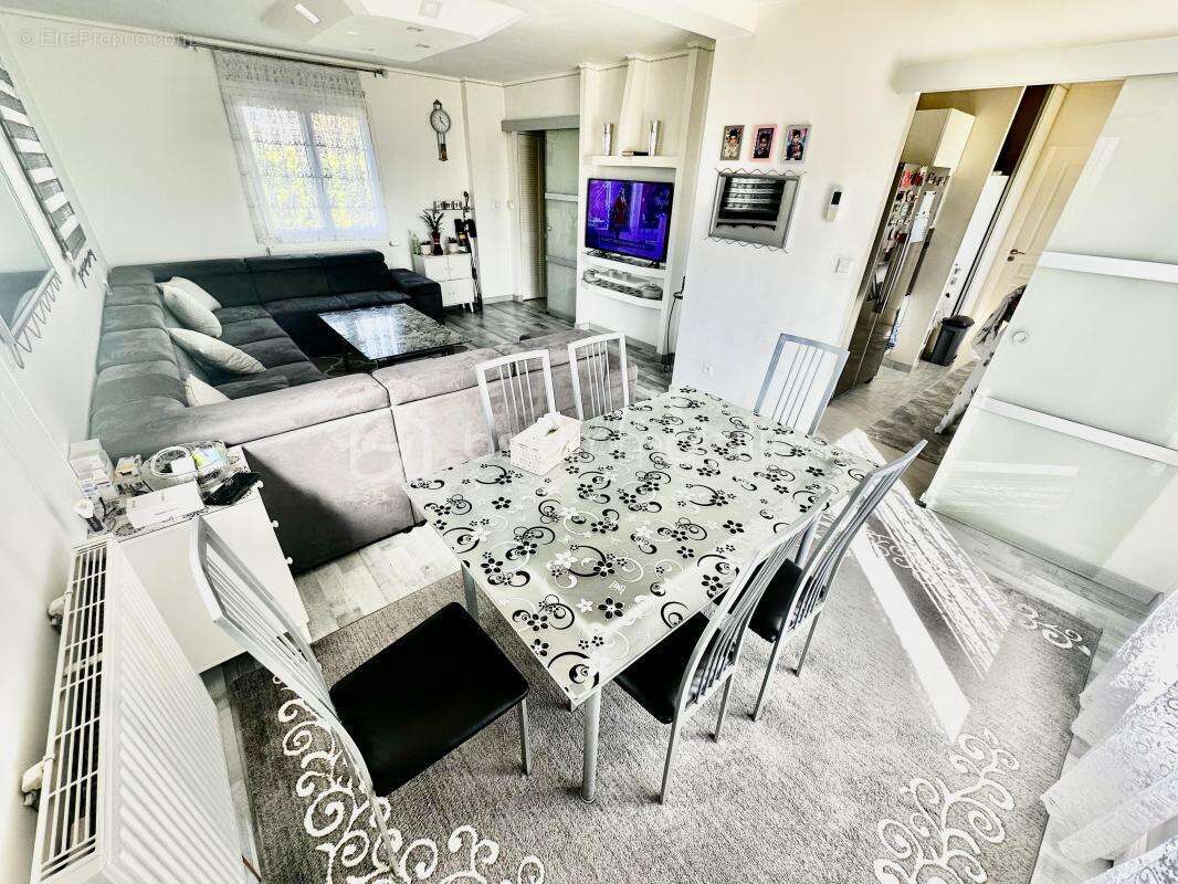 Maison à MAROLLES-SUR-SEINE