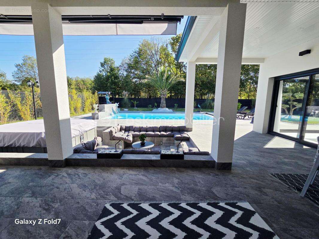 Maison à CASTELSARRASIN