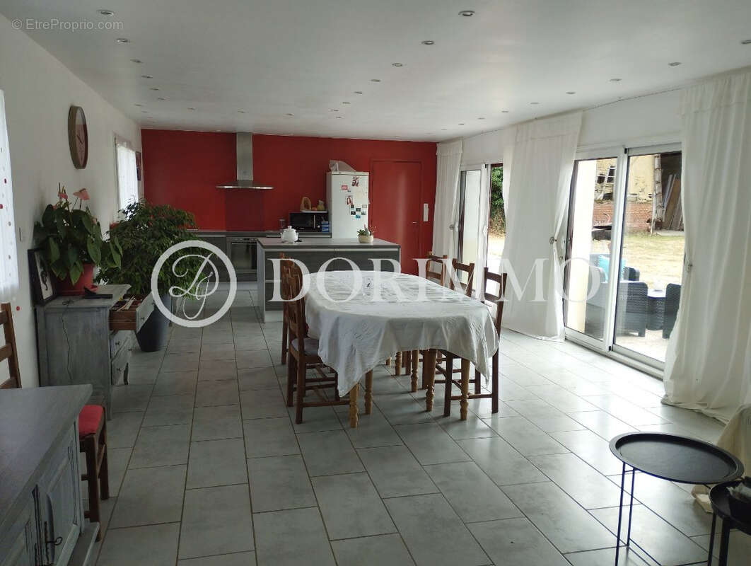 RARE Propriété équestre à fort potentiel avec pâture et carrière ! - photo 2