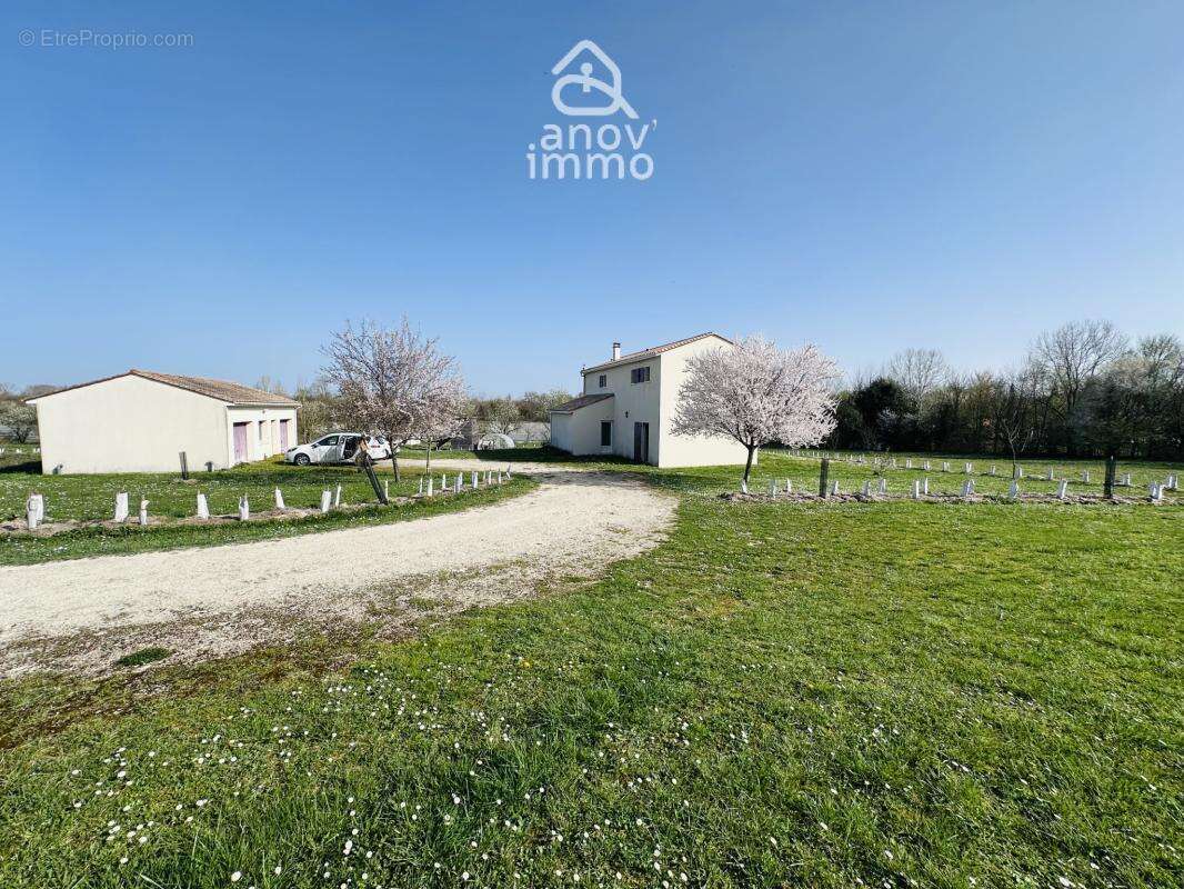Maison 143 m2 4 chambres - Terrain jusqu'à 6 000 m2 - Double - photo 12
