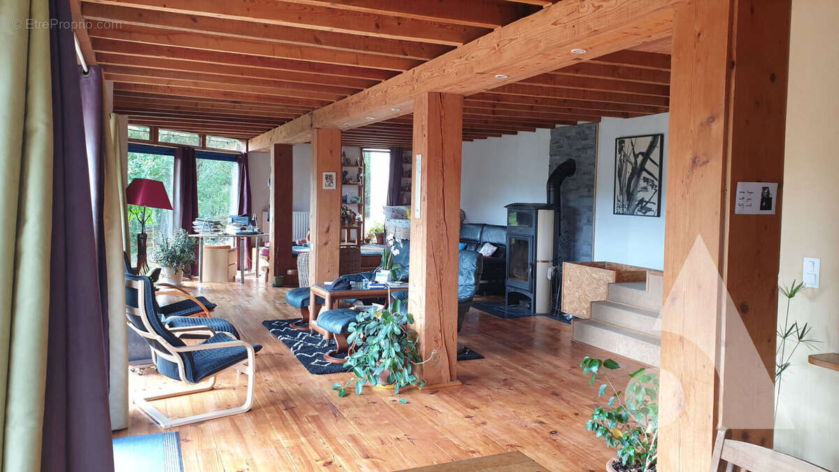 Maison à LES EYZIES-DE-TAYAC-SIREUIL