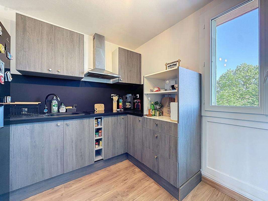 Appartement à LE PONTET