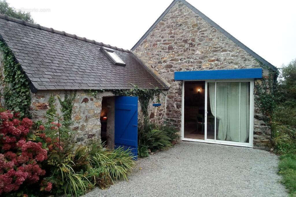 Ensemble immobilier d'exception   2 gîtes avec excellente rentabilité et une magnifique longère en pierre   Pr - photo 27