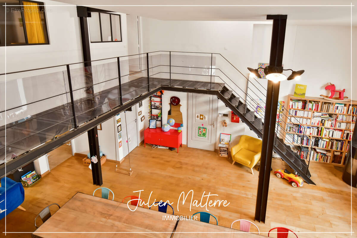 SAINT ETIENNE (42) - Exceptionnel LOFT de 165 m² avec 5 chambres et garage - Quartier Tréfilerie - photo 35