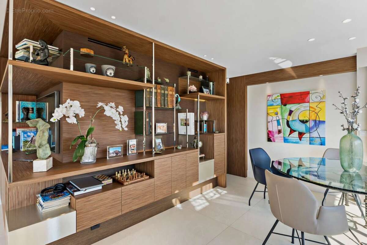 Appartement à LE CANNET