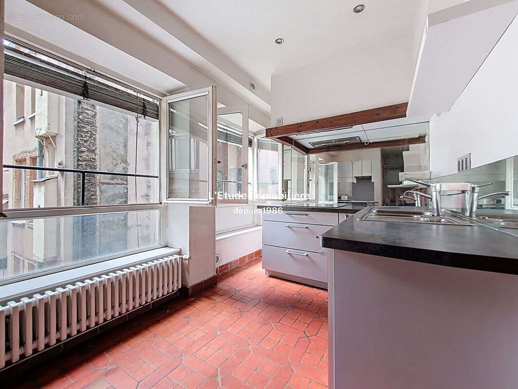 Appartement à LYON-1E