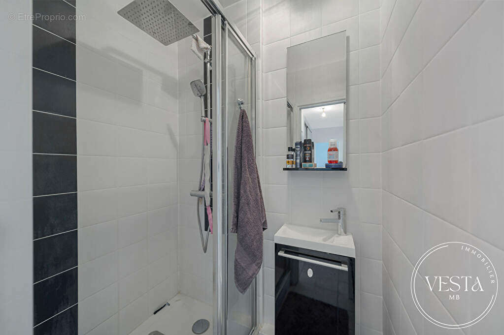 Appartement à CHENOVE