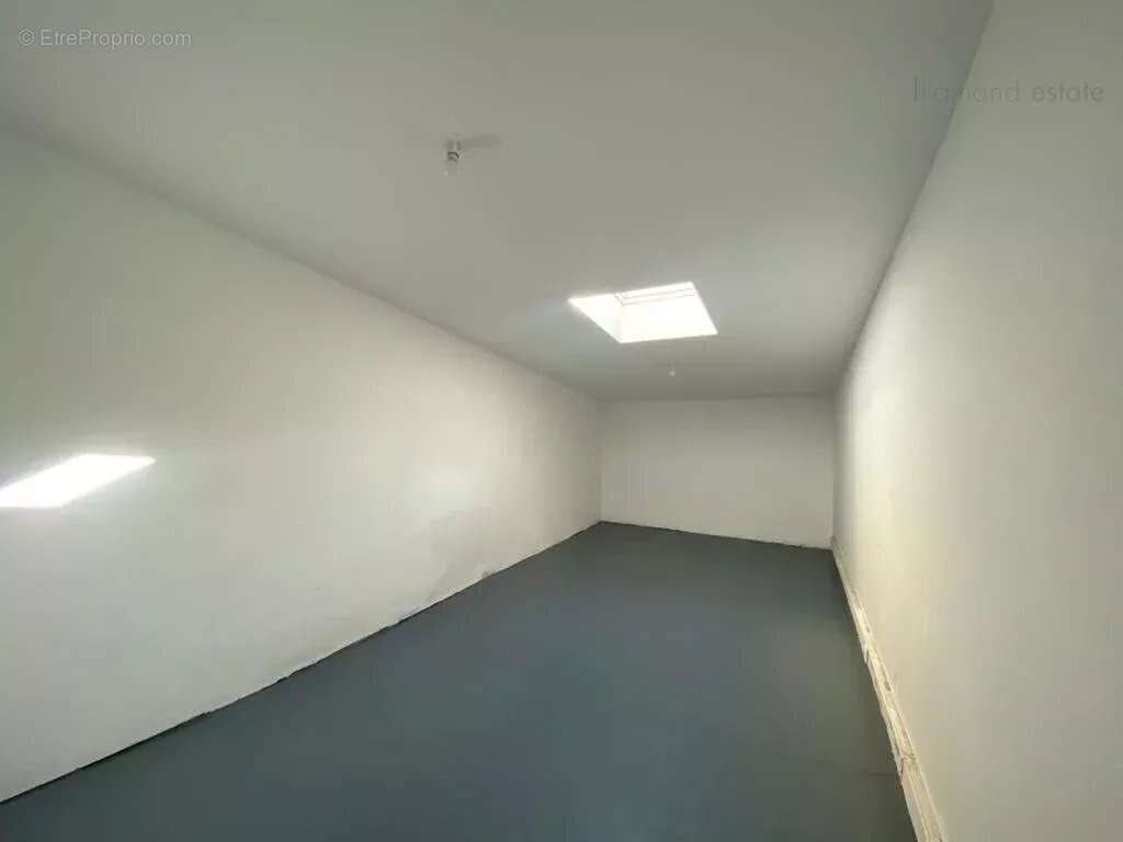 Cannes - place commandant maria - local commercial 115 m2 - photo 7