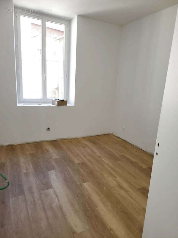 Appartement à BEAUREPAIRE