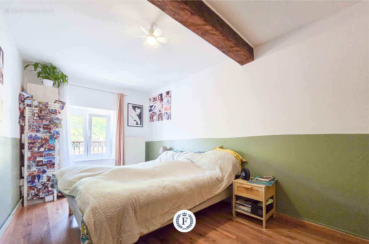 Appartement à BEAUJEU