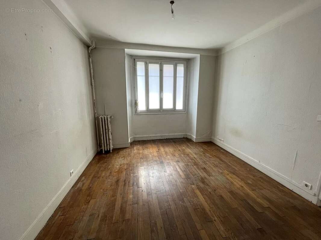 Appartement à COLOMBES